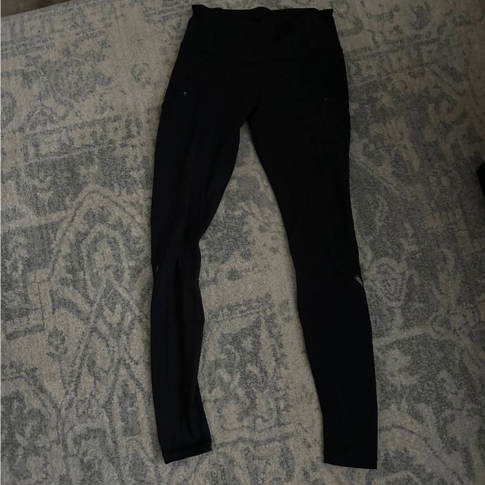 Lululemon black leggings